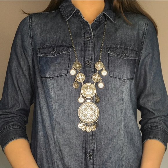 No Jewelry - Unique Silver Diamond Disc Necklace